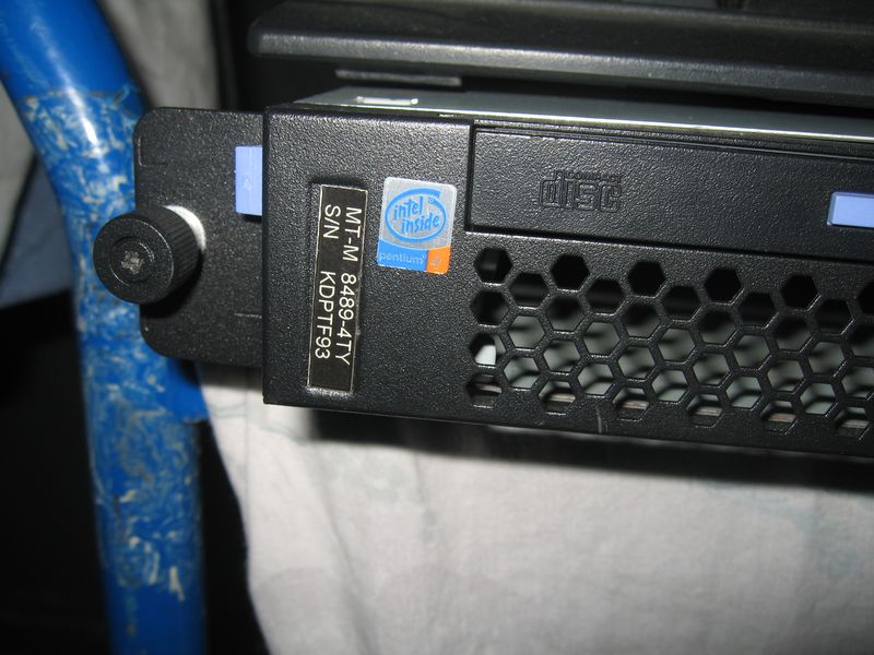 Index of /test/RACK 08/ETAGE 8C/IBM - XSERIES 306 type 8489